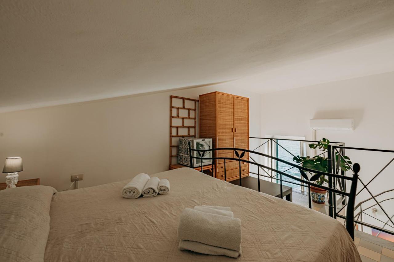 Case Vacanze Vista Mare Сиракуза Екстериор снимка